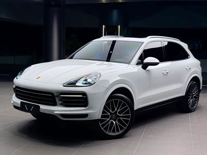 Фото 1 - Porsche Cayenne
