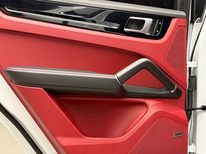 Фото 14 - Porsche Cayenne