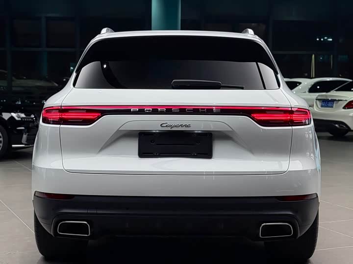 Фото 3 - Porsche Cayenne