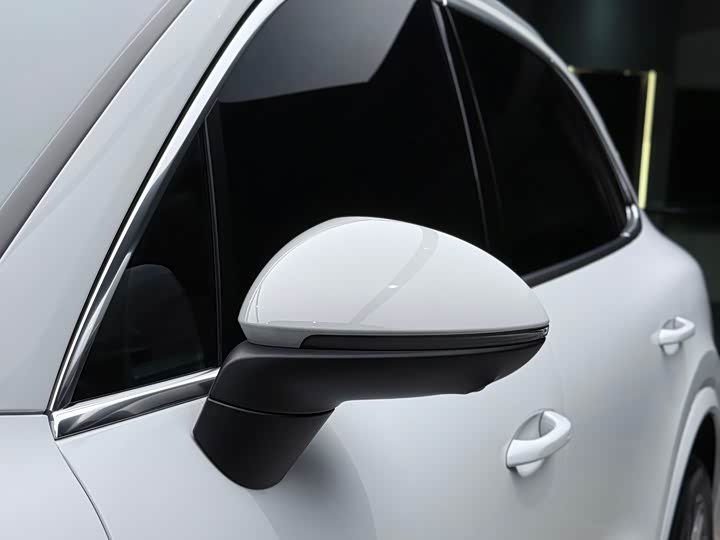 Фото 8 - Porsche Cayenne