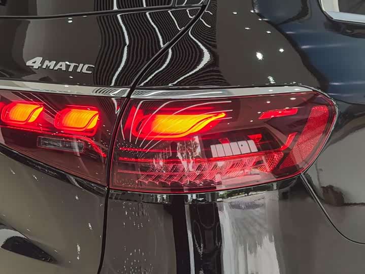 Фото 29 - Mercedes-Benz GLS-Class