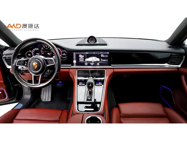 Фото 5 - Porsche Panamera