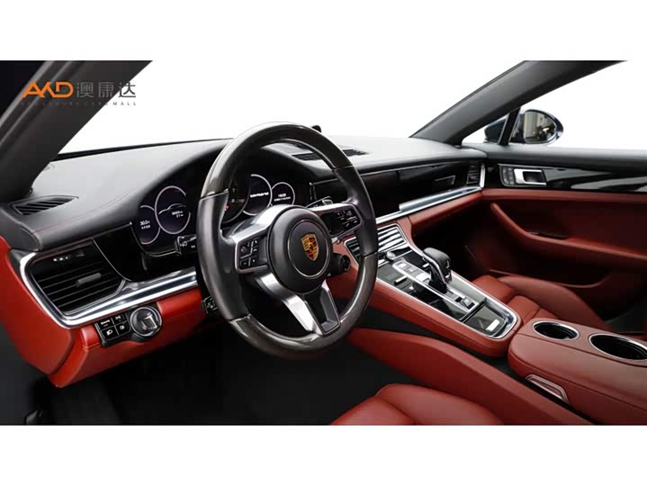 Фото 6 - Porsche Panamera