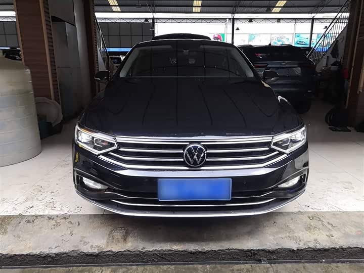 Фото 3 - Volkswagen Magotan