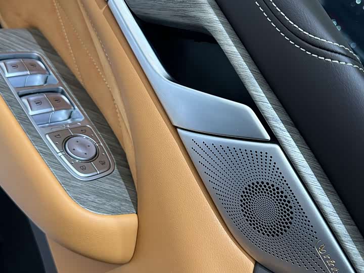 Фото 18 - Tank 500