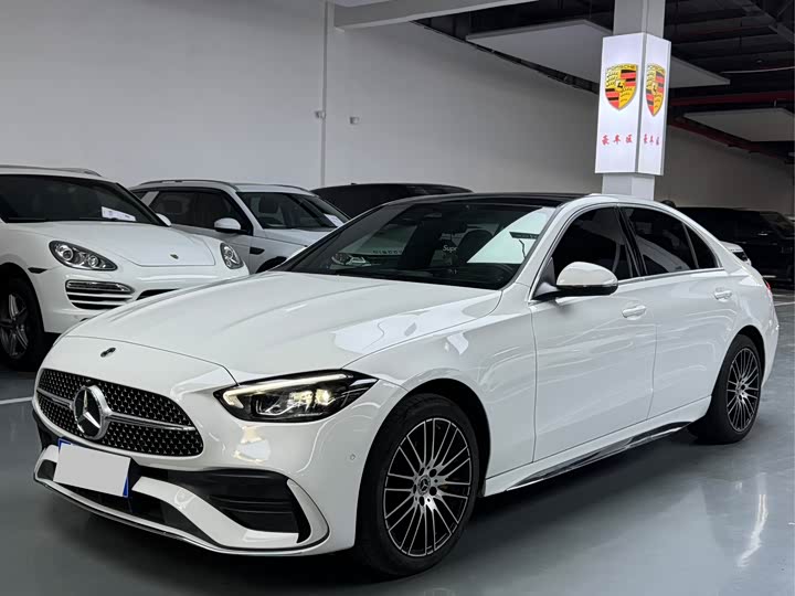 Фото 1 - Mercedes-Benz C-Class