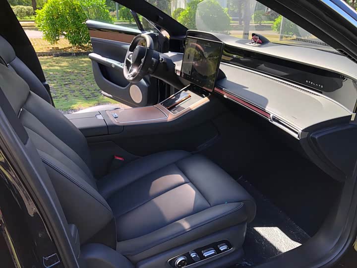 Фото 12 - Stelato S9