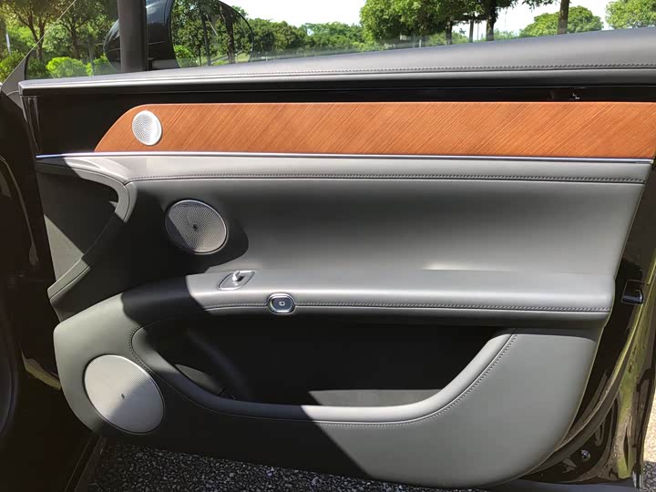 Фото 13 - Stelato S9