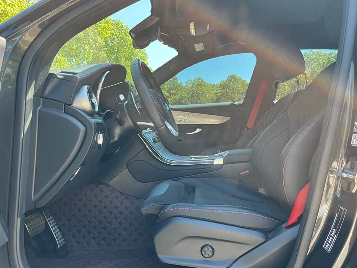 Фото 3 - Mercedes-Benz GLC-Class AMG