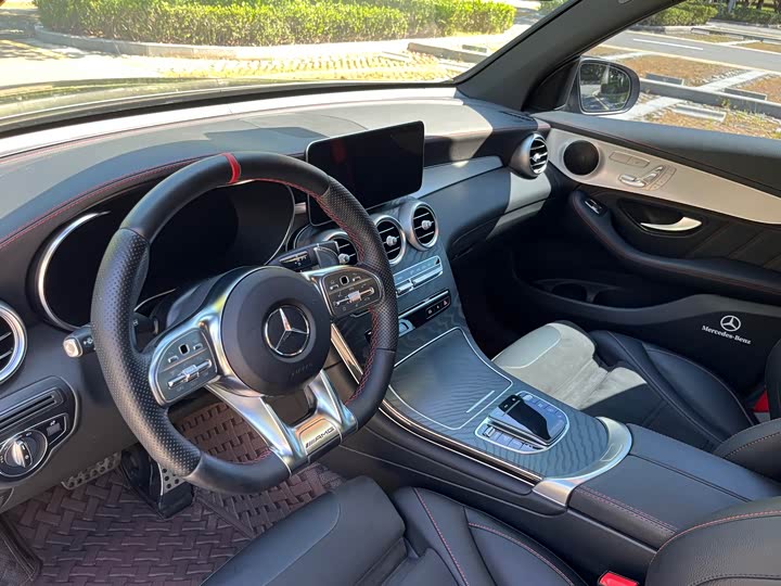 Фото 4 - Mercedes-Benz GLC-Class AMG