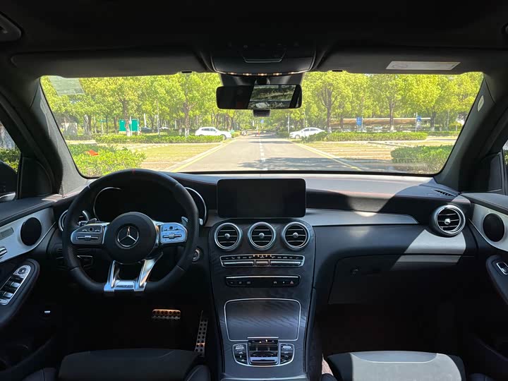 Фото 7 - Mercedes-Benz GLC-Class AMG