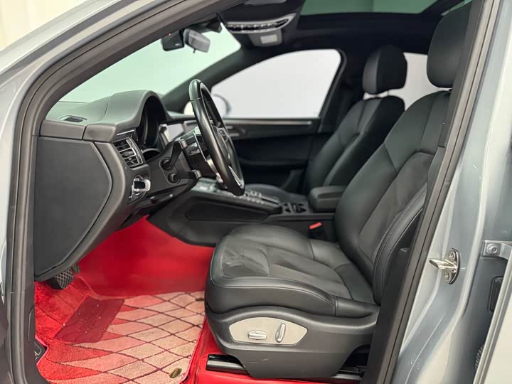 Фото 5 - Porsche Macan