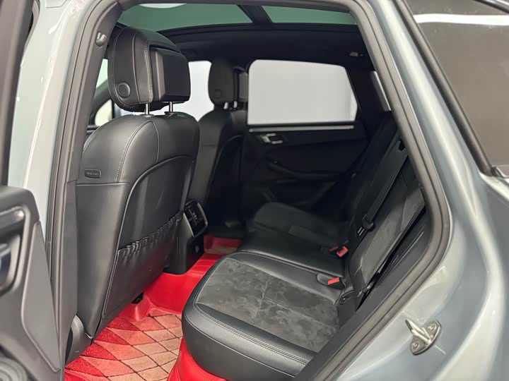 Фото 6 - Porsche Macan