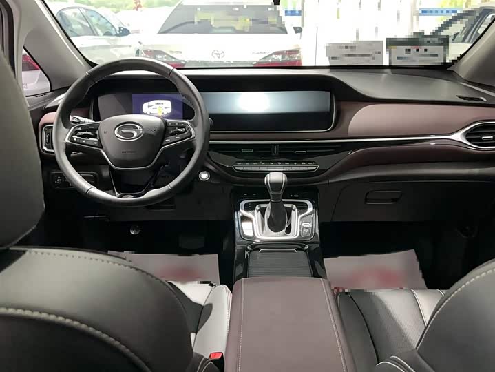 Фото 10 - GAC Trumpchi M6