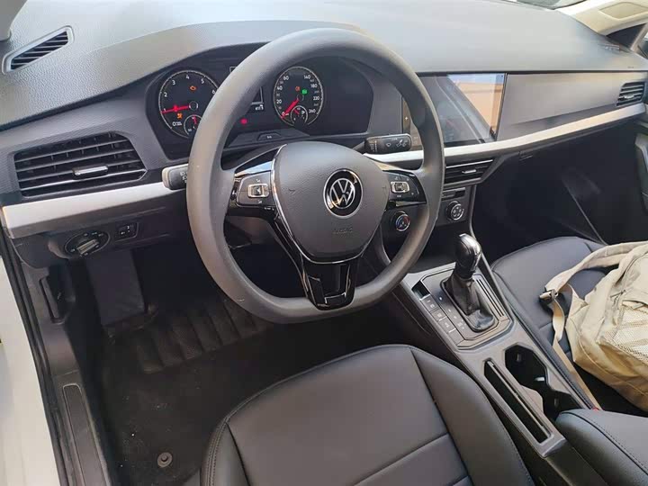 Фото 10 - Volkswagen Lavida