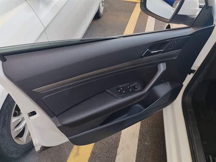 Фото 28 - Volkswagen Lavida