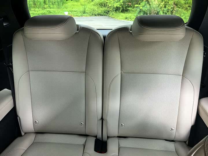 Фото 19 - LiXiang L8