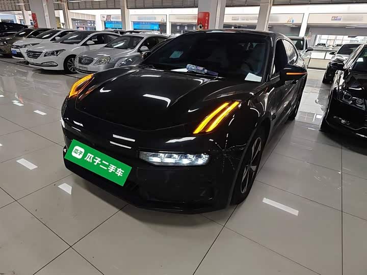 Фото 2 - Zeekr 001