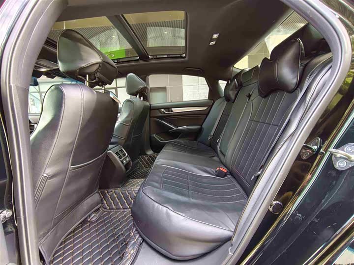 Фото 7 - Honda Inspire