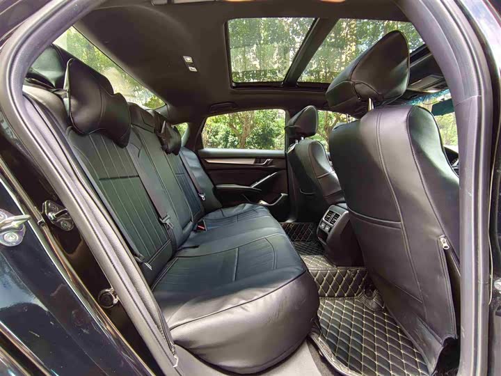 Фото 8 - Honda Inspire