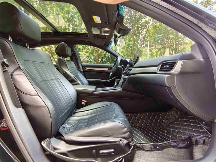 Фото 9 - Honda Inspire