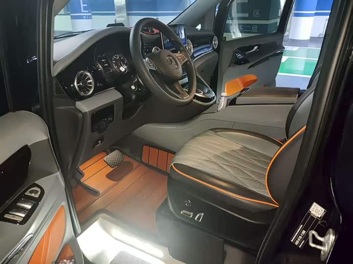 Фото 12 - Mercedes-Benz Vito