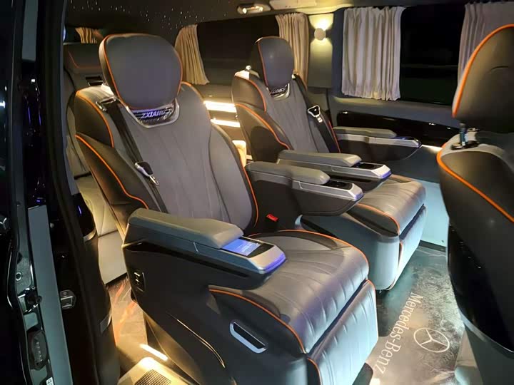 Фото 9 - Mercedes-Benz Vito