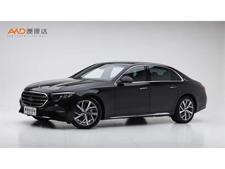 Фото 1 - Mercedes-Benz E-Class