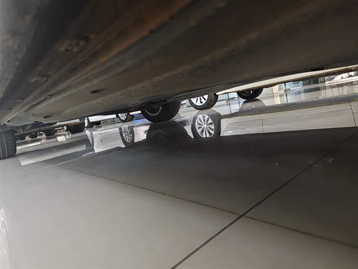 Фото 21 - Volkswagen Passat