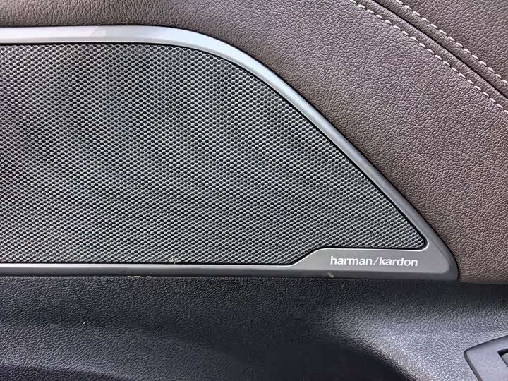 Фото 6 - BMW 5 Series