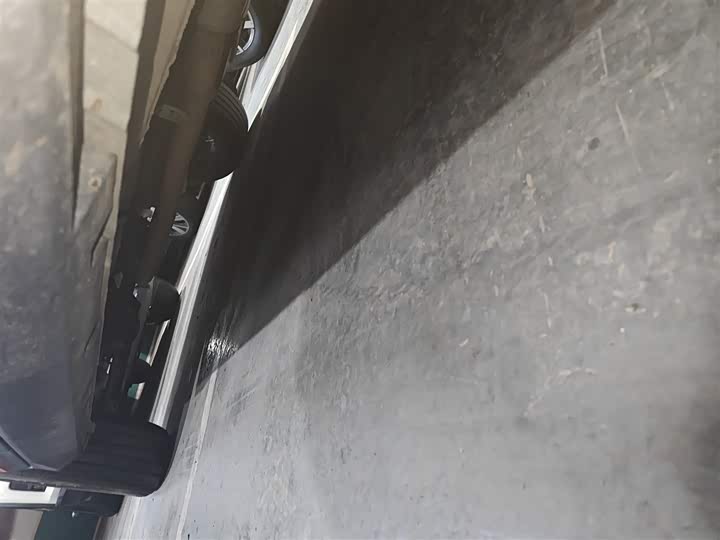 Фото 21 - Geely Atlas