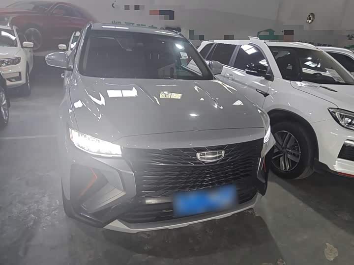 Фото 3 - Geely Atlas