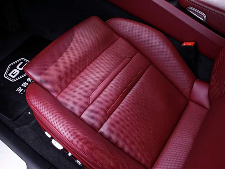 Фото 13 - Porsche Panamera