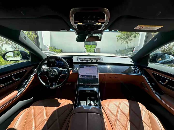 Фото 4 - Mercedes-Benz Maybach S-Class