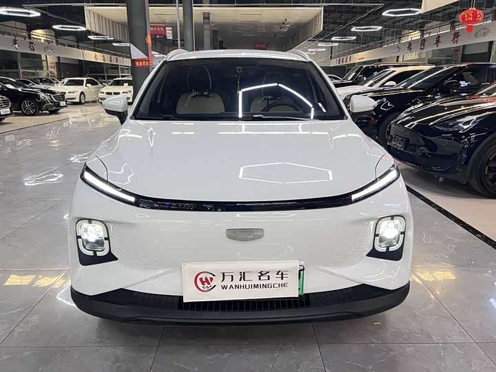 Фото 2 - Geely Geometry E Firefly