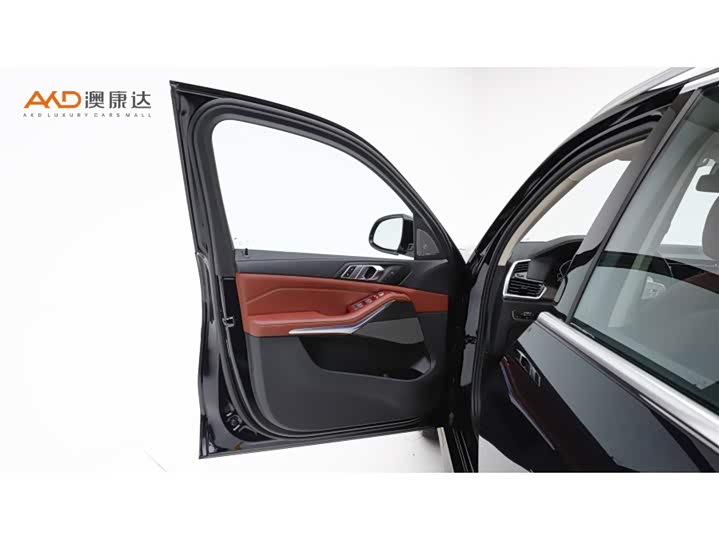 Фото 10 - BMW X5