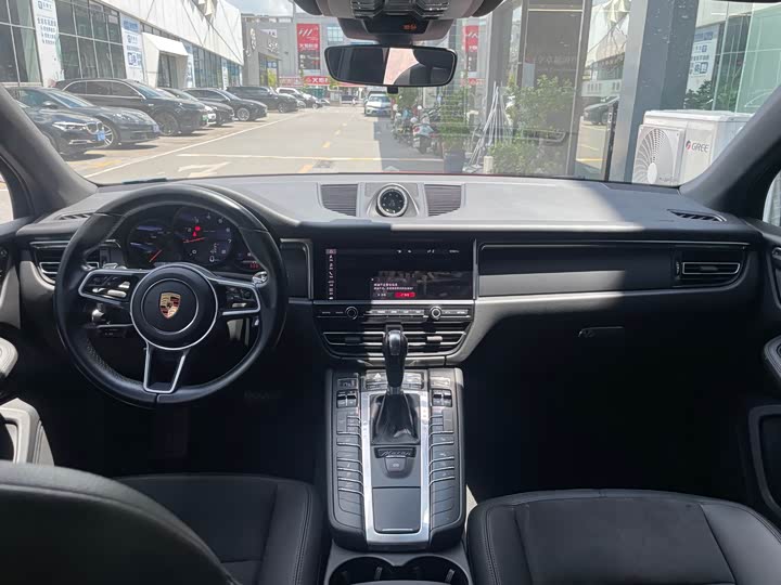 Фото 6 - Porsche Macan