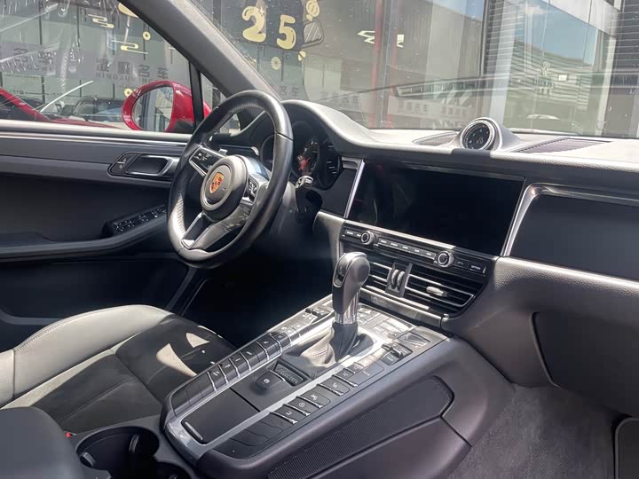 Фото 7 - Porsche Macan