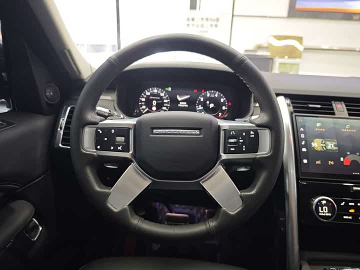 Фото 18 - Land Rover Discovery