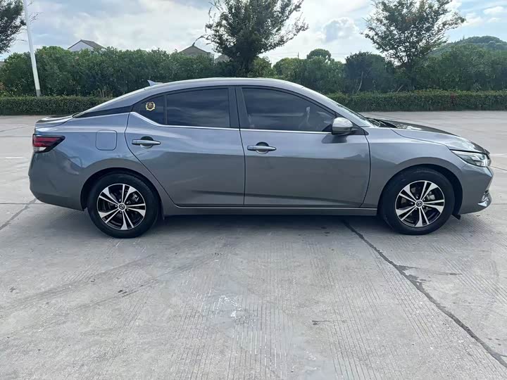 Фото 11 - Nissan Sylphy