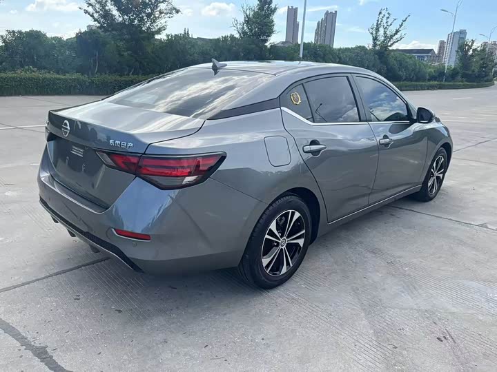 Фото 14 - Nissan Sylphy