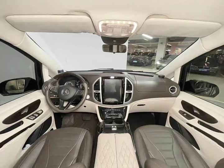 Фото 4 - Mercedes-Benz Vito