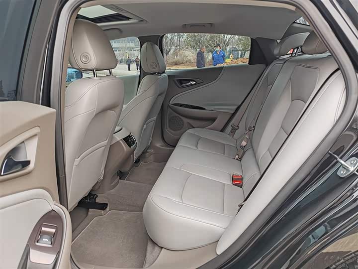 Фото 10 - Chevrolet Malibu XL