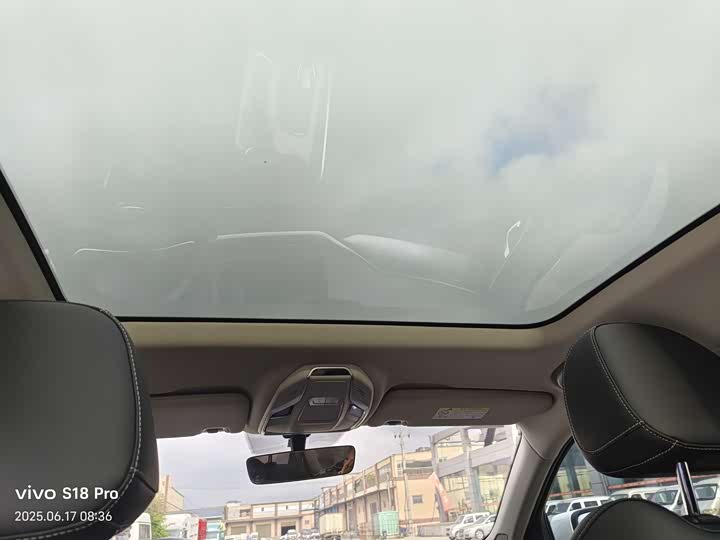 Фото 12 - Geely Preface