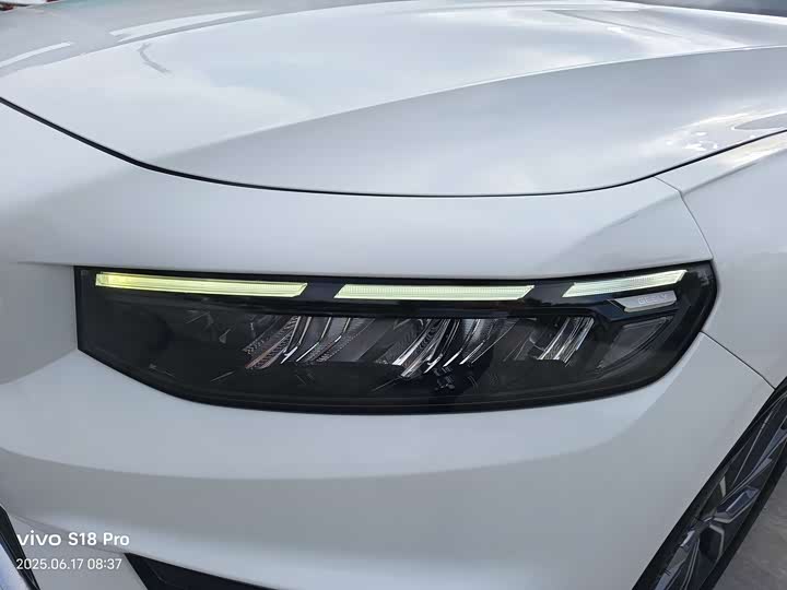 Фото 13 - Geely Preface