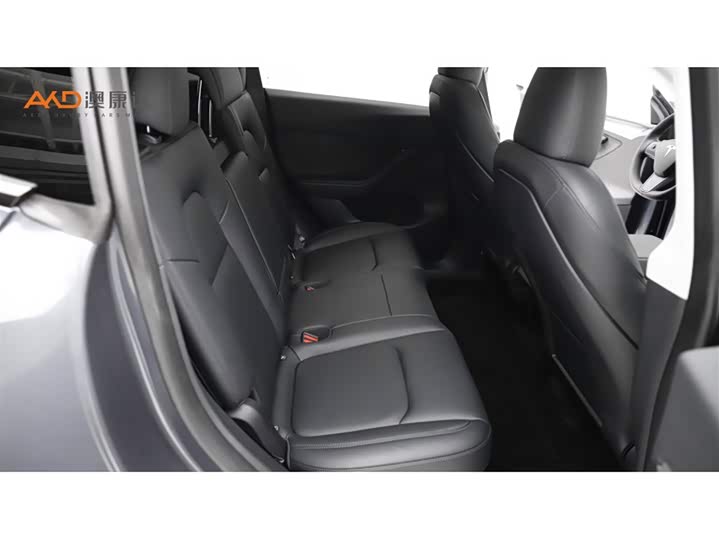 Фото 8 - Tesla Model Y