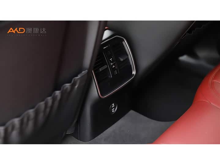 Фото 9 - Porsche Macan