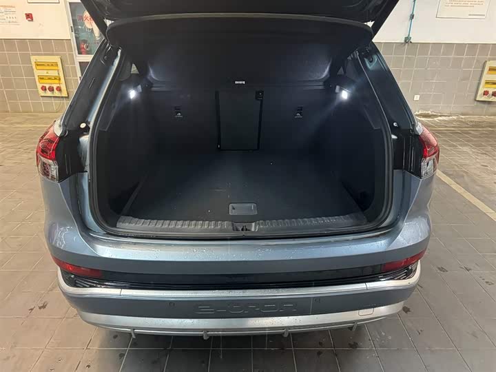 Фото 15 - Audi Q4 e-tron