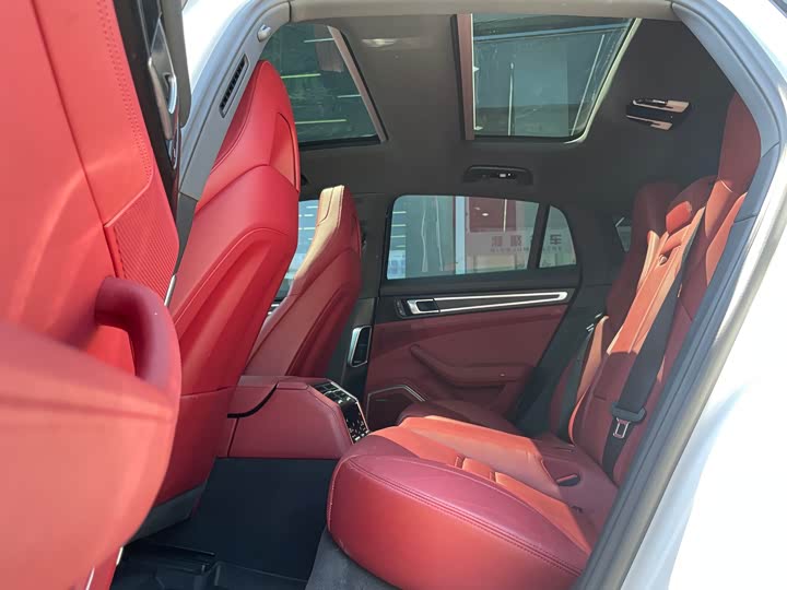 Фото 11 - Porsche Panamera