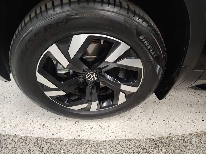 Фото 23 - Volkswagen Teramont Pro